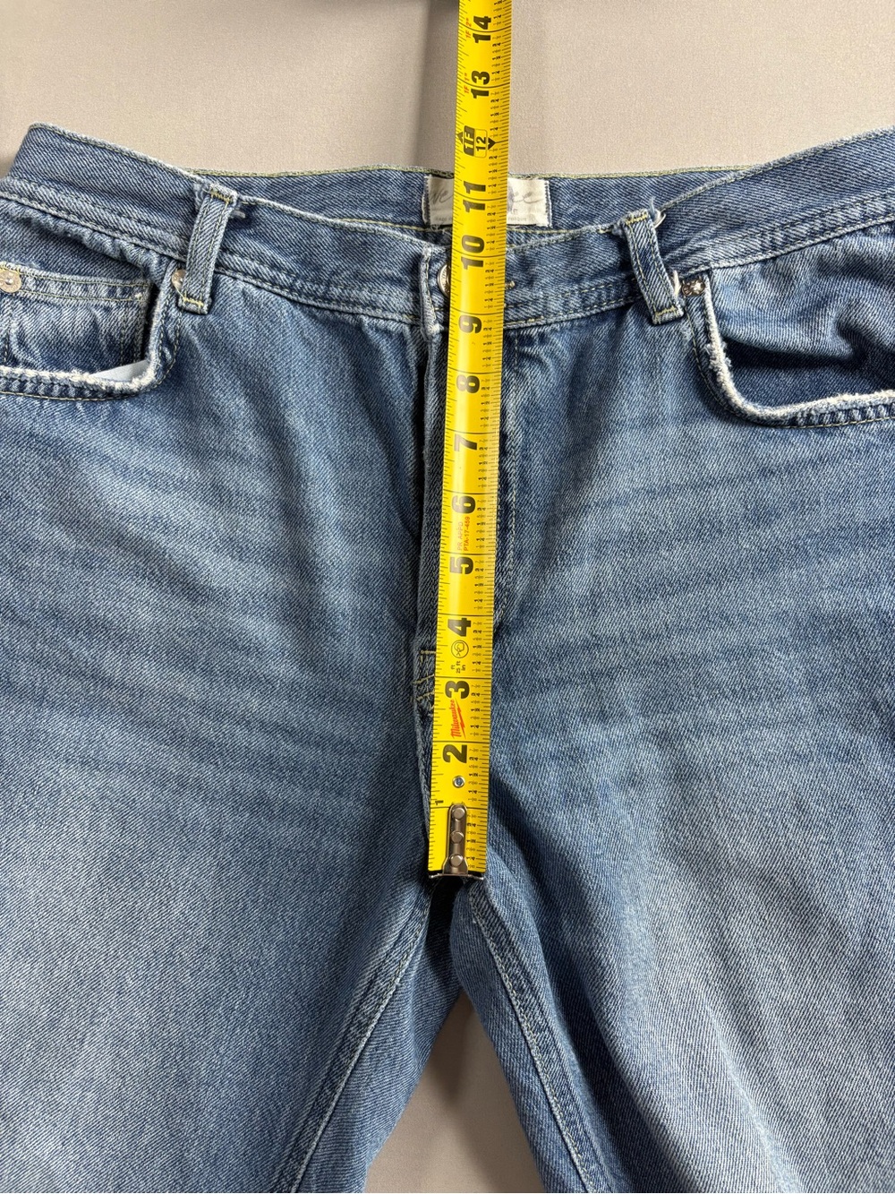 We The Free Women's Blue Jeans Button Fly Straight Leg Size 29 Distressed Denim - Picture 4 of 8